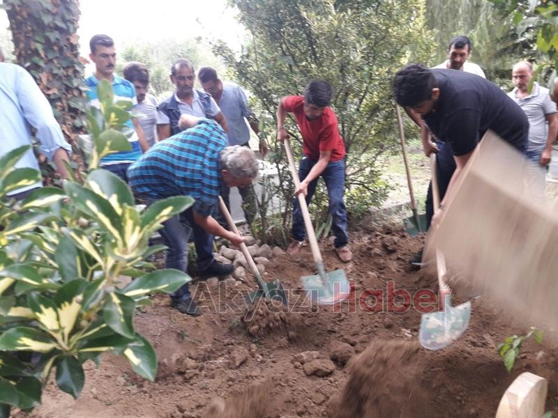 Ali Başak Defnedildi