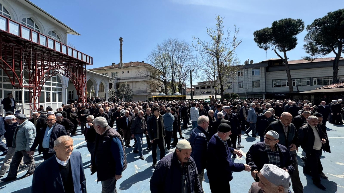 Ali Hikmet Yıldırım defnedildi