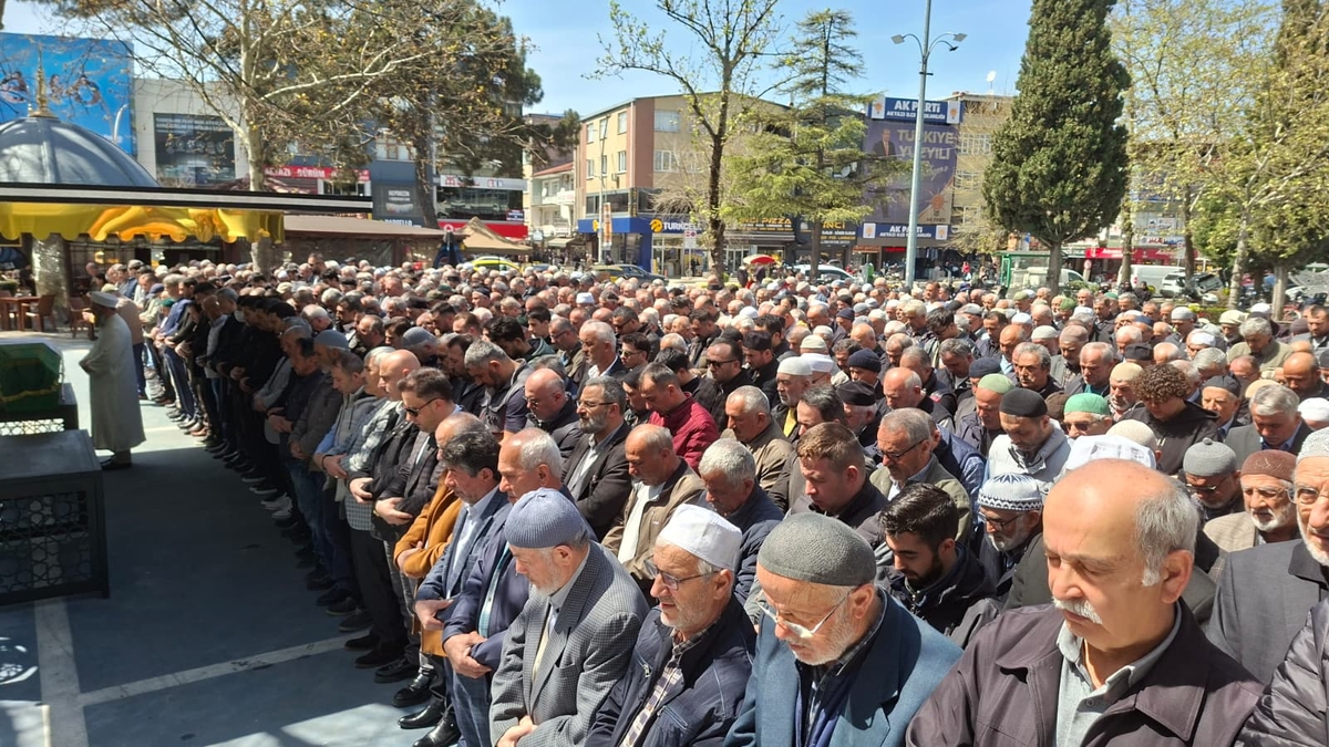 Ali Hikmet Yıldırım defnedildi