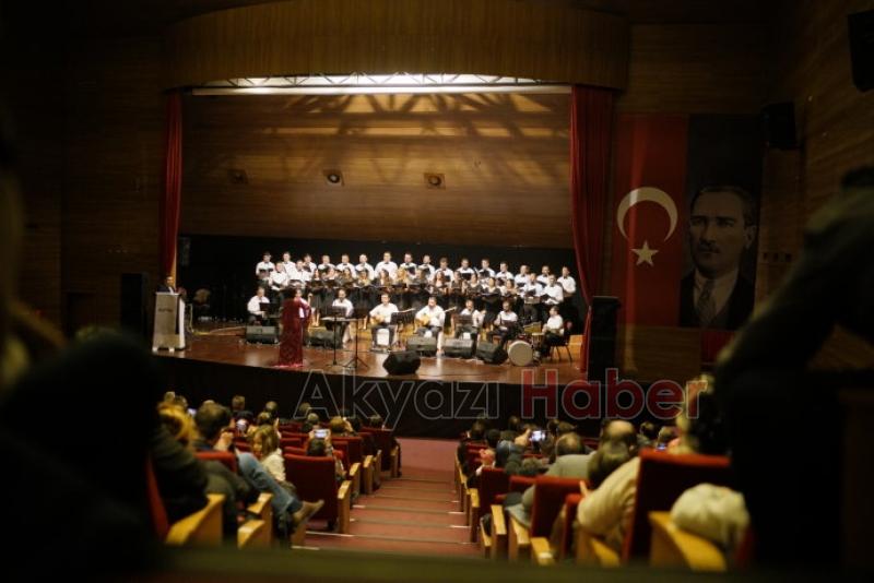 Alimex Çalışan Korosu ilk konserini verdi