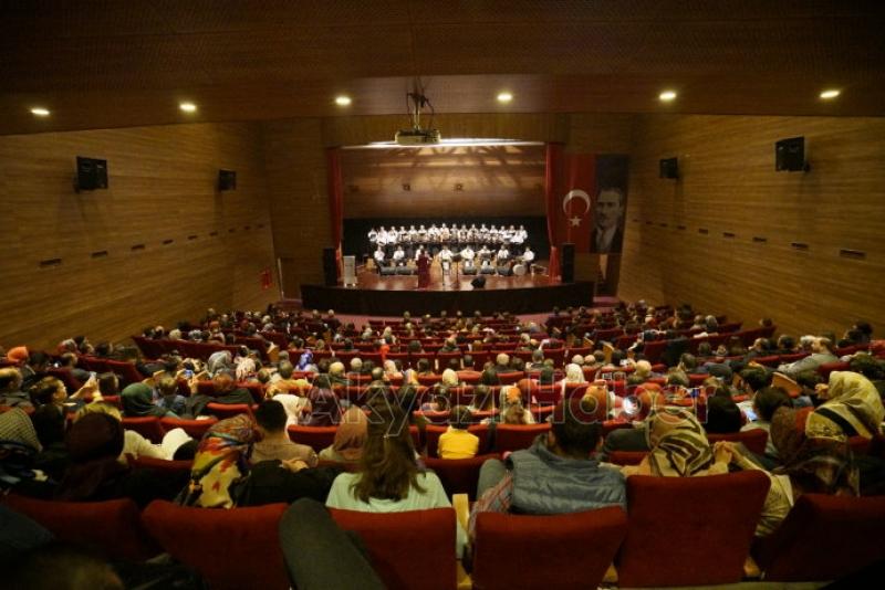Alimex Çalışan Korosu ilk konserini verdi
