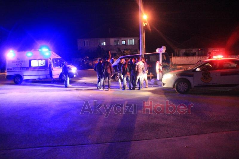 Alkollü Sürücü Direğe Çarparak Durabildi