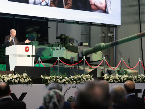 Altay Tankı'nın TSK'ya ilk teslimatı yapıldı