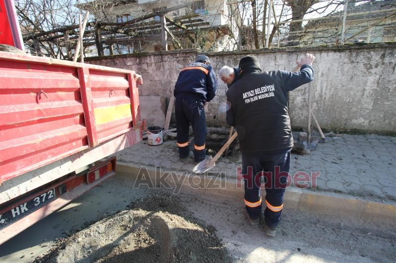 ALTINDERE MAHALLESİNDE ALT YAPI ÇALIŞMALARI DEVAM EDİYOR