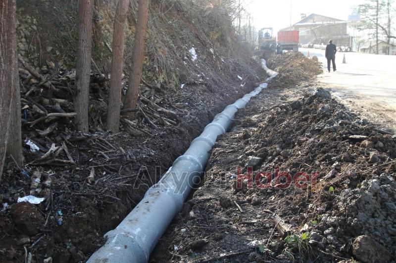 ALTINDERE MAHALLESİNDE ALT YAPI ÇALIŞMALARI DEVAM EDİYOR