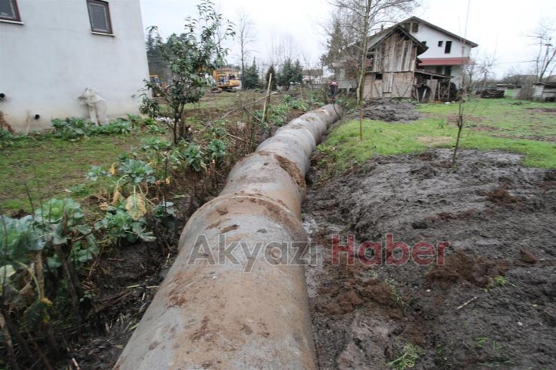 ALTINDERE MAHALLESİNDE KANAL SULARI KONTROL ALTINDA