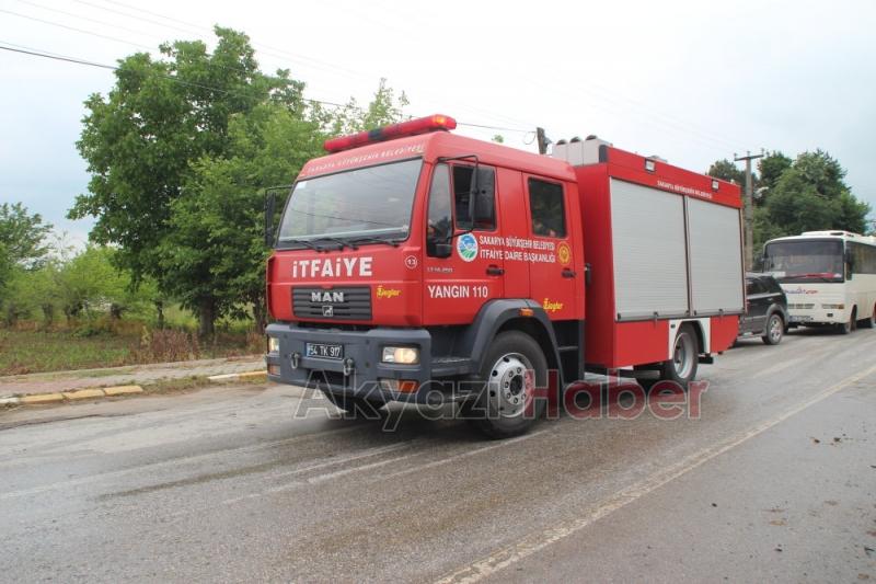 Altındere Yolunda Otomobil Kanala Uçtu