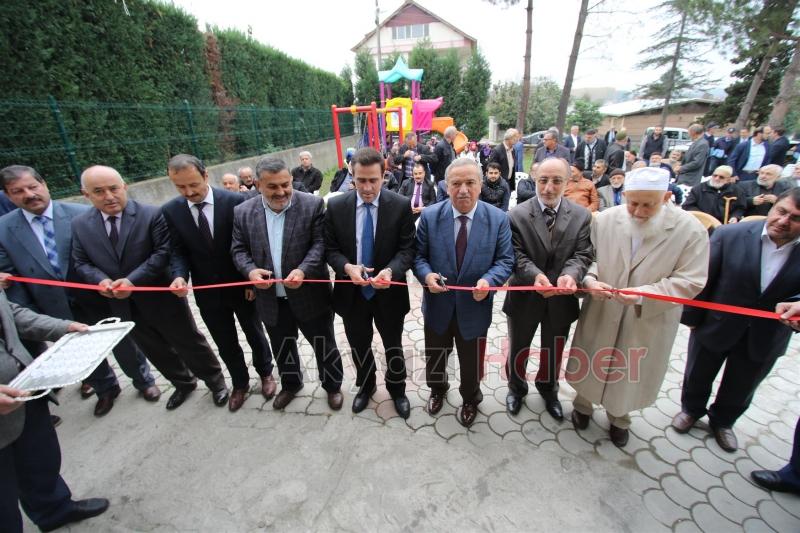 ALTINDERE’DE BEKİR COŞKUN KURAN KURSU DUALARLA AÇILDI