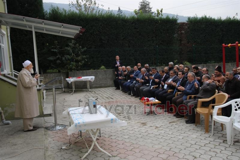 ALTINDERE’DE BEKİR COŞKUN KURAN KURSU DUALARLA AÇILDI