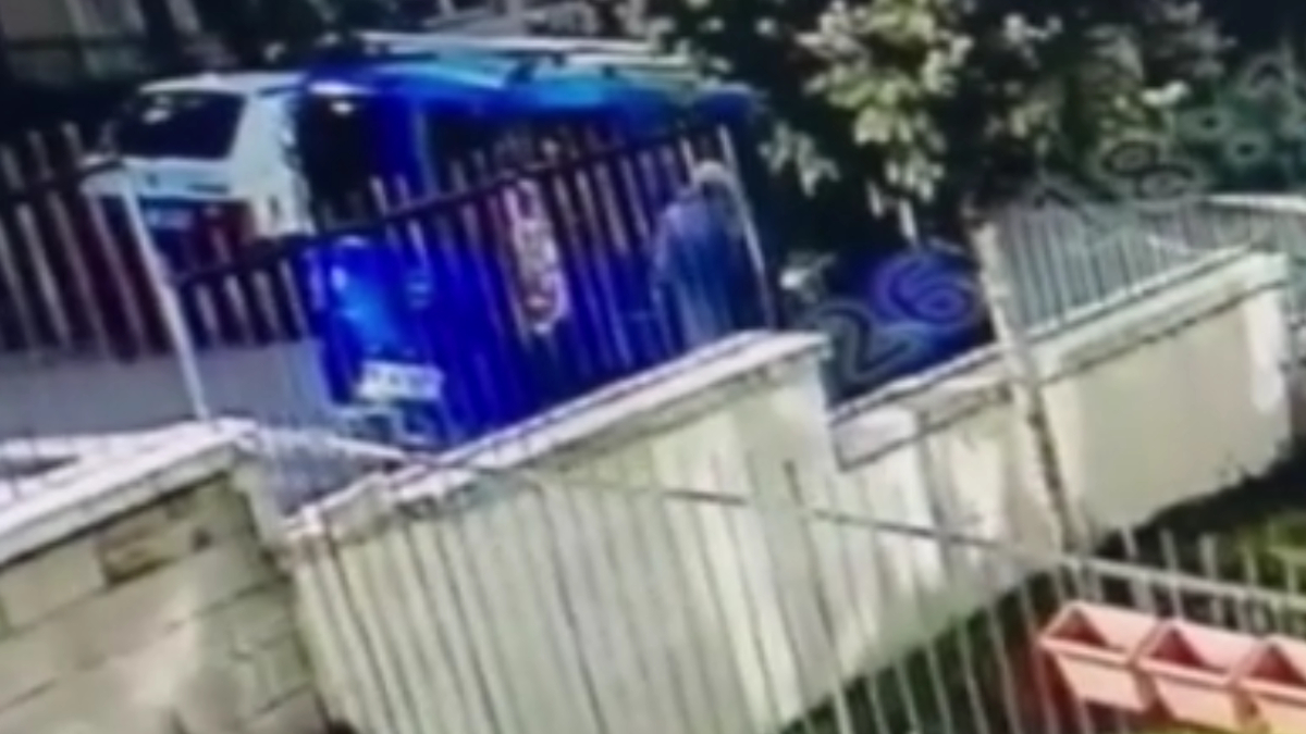 Altınları alıp kaçtılar, Sakarya’da yakalandılar