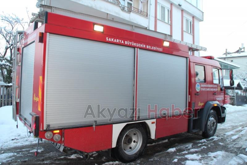  Ambulans Kar a Saplandı