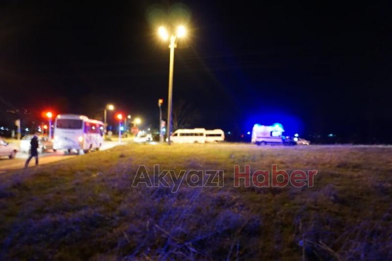 Ambulans Otomobil ile çarpıştı