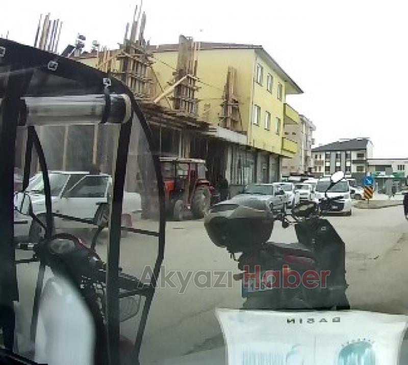 Aniden Açılan Araç Kapısı Yaralanmasına Sebep Oldu 