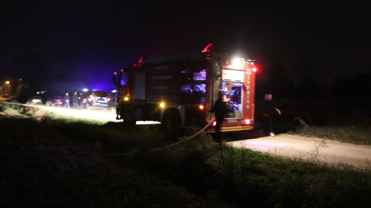 Anız yangınına itfaiye müdahale etti