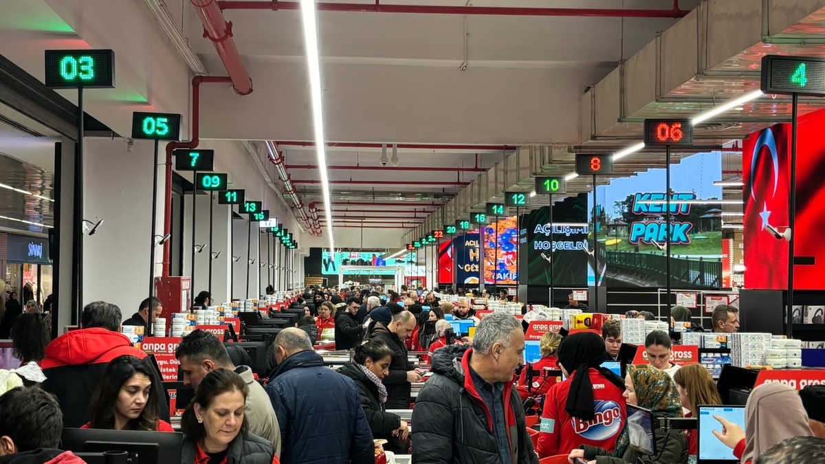 AnpaGross Sakarya mağazası kapılarını açtı