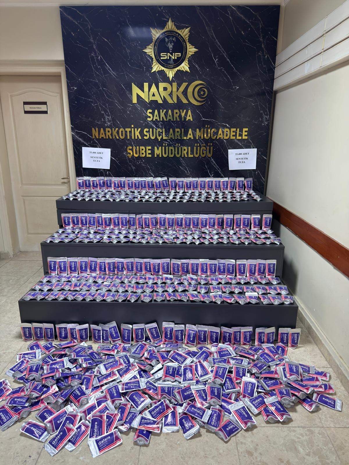 Araçtan on binlerce sentetik hap çıktı