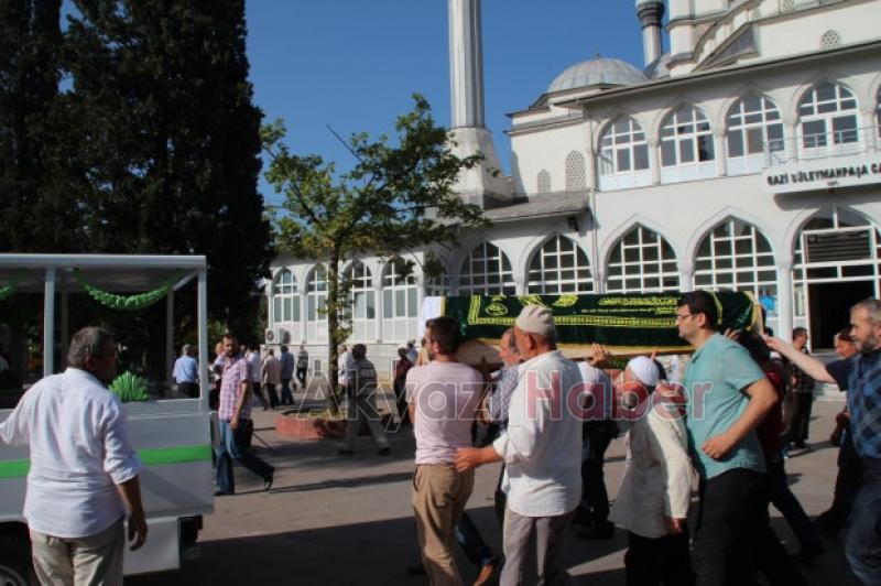 Arif Çivitoğlu Defnedildi