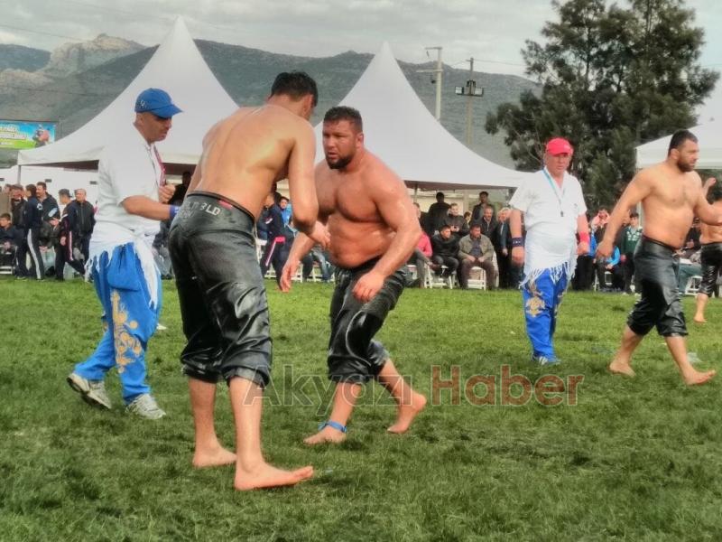 Armağan Furuncu Birinciliği Kimseye Kaptırmıyor