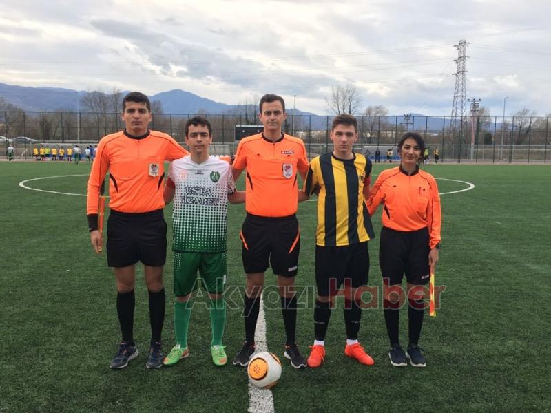 As Akyazı Gençleri Hızlı Başladı