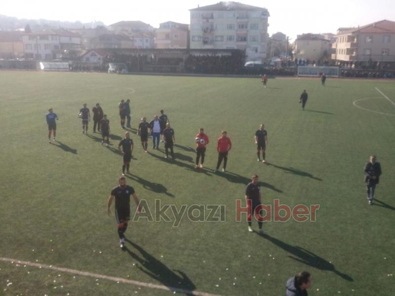 AS AKYAZI MAÇA ÇIKMIYOR 