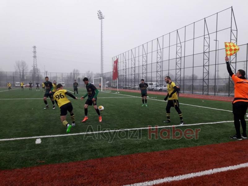As Akyazı-Arifiye Maçında Galip Çıkmadı