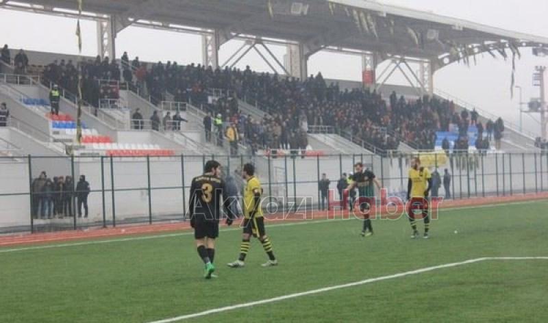 As Akyazı-Arifiye Maçında Galip Çıkmadı
