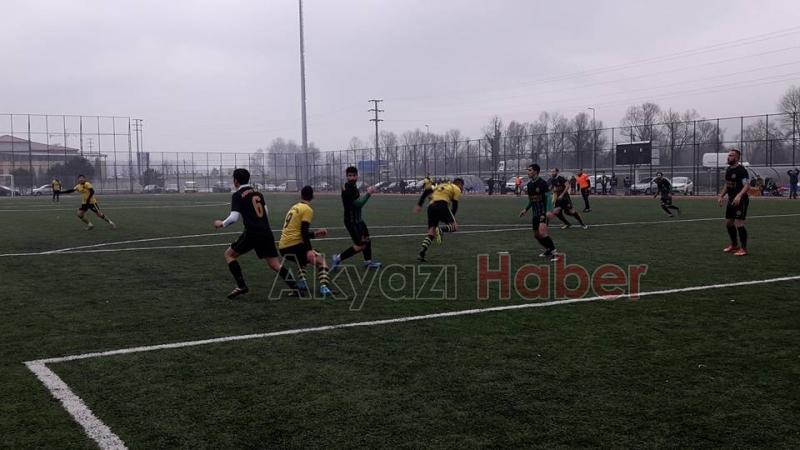 As Akyazı-Arifiye Maçında Galip Çıkmadı