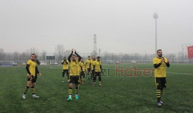 As Akyazı-Arifiye Maçında Galip Çıkmadı