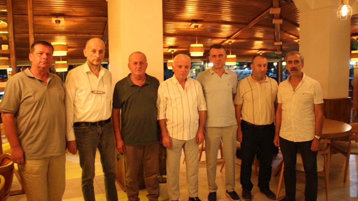 As Akyazıspor'da Başkan Şamil Türkan ve yönetimine adaylık çağrısı