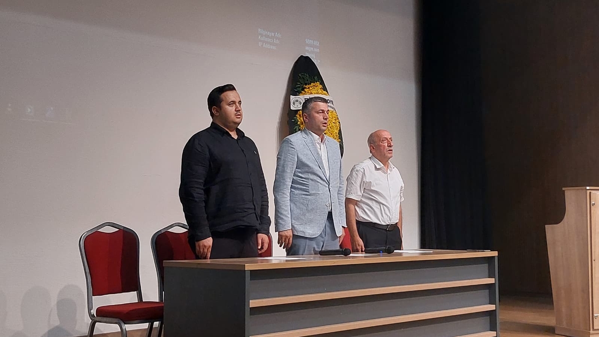 As Akyazıspor'da Şamil Türkan güven tazeledi