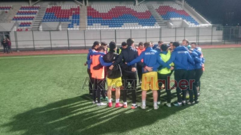 As Akyazıspor İkinci Yarıya Bomba Gibi Geliyor