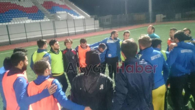 As Akyazıspor İkinci Yarıya Bomba Gibi Geliyor