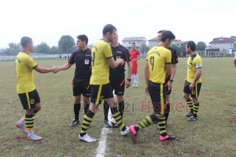 AS Akyazıspor Kendi Evinde 3 Puanı Aldı