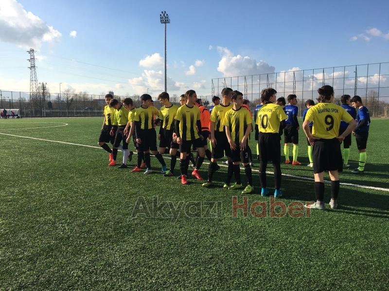 AS Akyazıspor Sakaryagücü'nü Devirdi