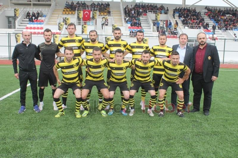 AS Akyazıspor Yeni Stadında Şov Yaptı