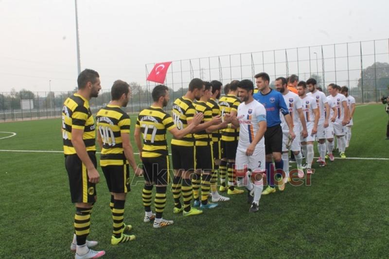 AS Akyazıspor Yeni Stadında Şov Yaptı