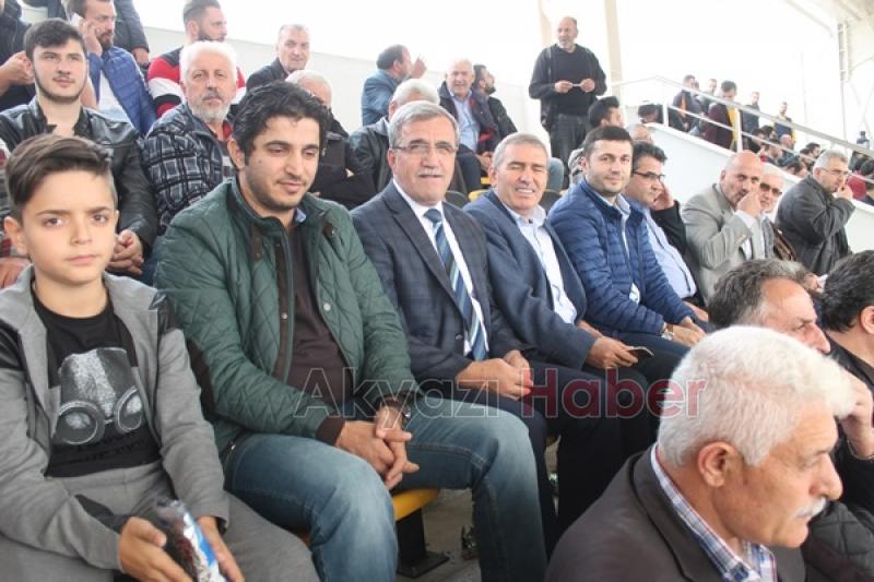 AS Akyazıspor Yeni Stadında Şov Yaptı