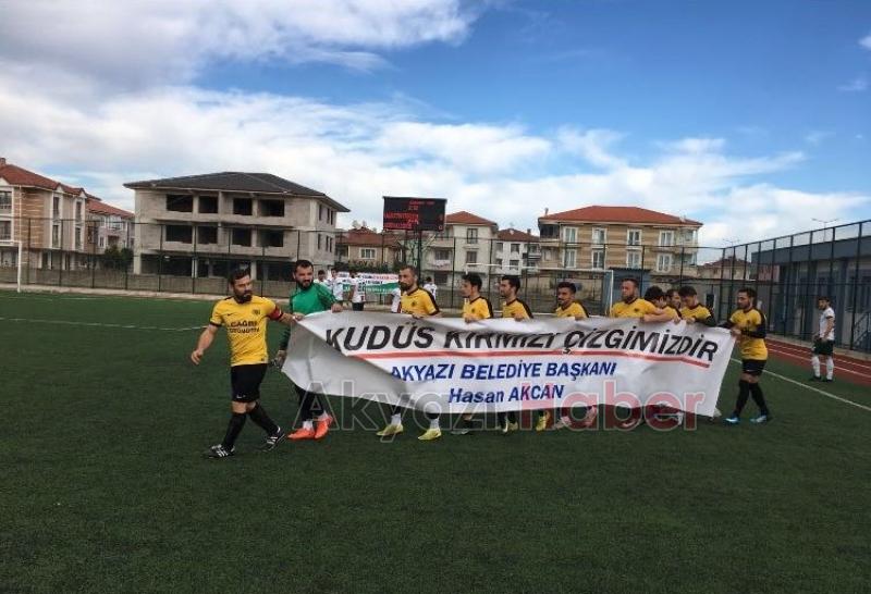 As Akyazıspor’dan Kudüs Pankartı