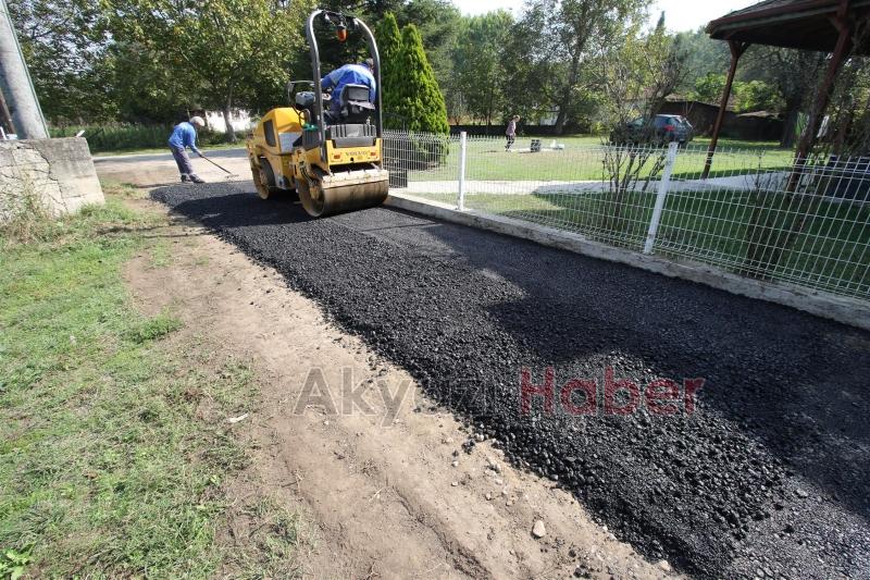 Asfalt Serimi ve Yama Çalışmaları Devam Ediyor