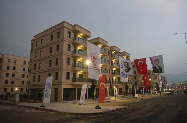 Asrın inşa seferberliği tamamlandı: 455 bin konut ve iş yeri teslim edildi