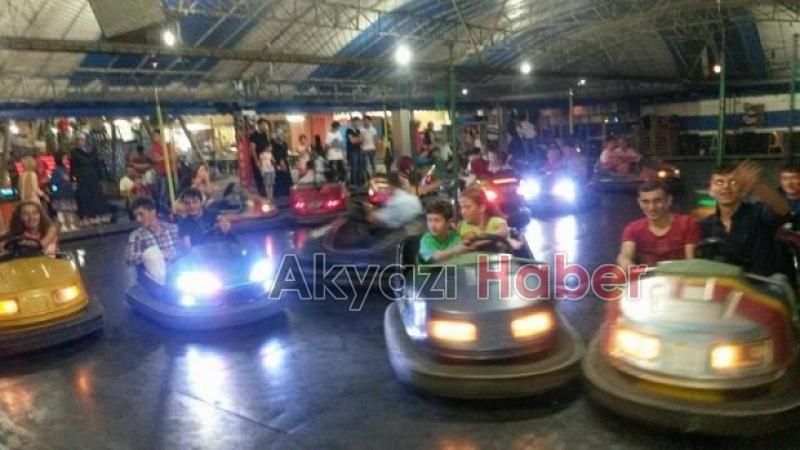 ASYA LUNAPARK’DA EĞLENCENİN DORUKLARINA VARIN