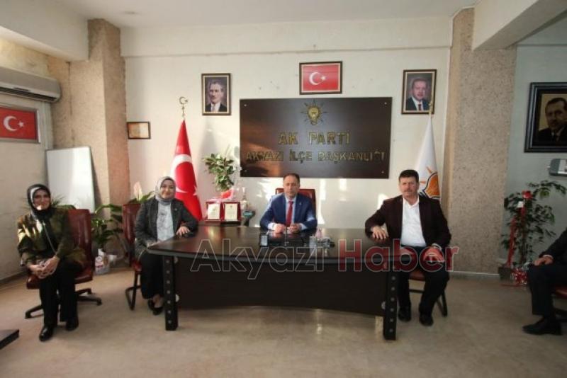 Atabekten Akyazı çıkarması  Şehit Ailesini ziyaret etti  Fabrikalarda işçilerle buluştu