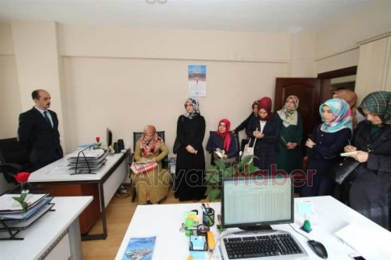 ATANACAK ÖĞRETMENLERİMİZİN SON DURAĞI AKYAZI BELEDİYESİ