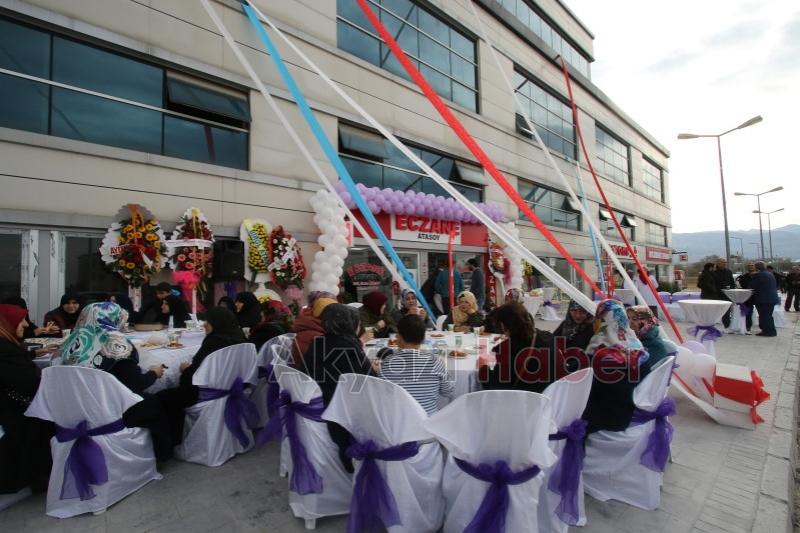 ATASOY ECZANESİ DUALARLA AÇILDI