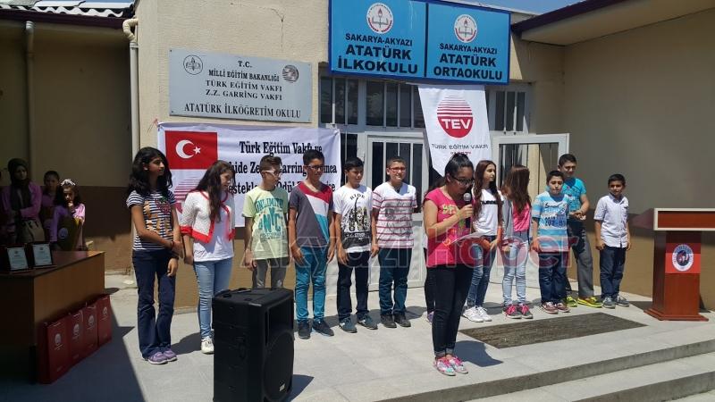 ATATÜRK ORTAOKULU KARNE DAĞITIMI TEVDEN GELEN MİSAFİRLERLE YAPILDI