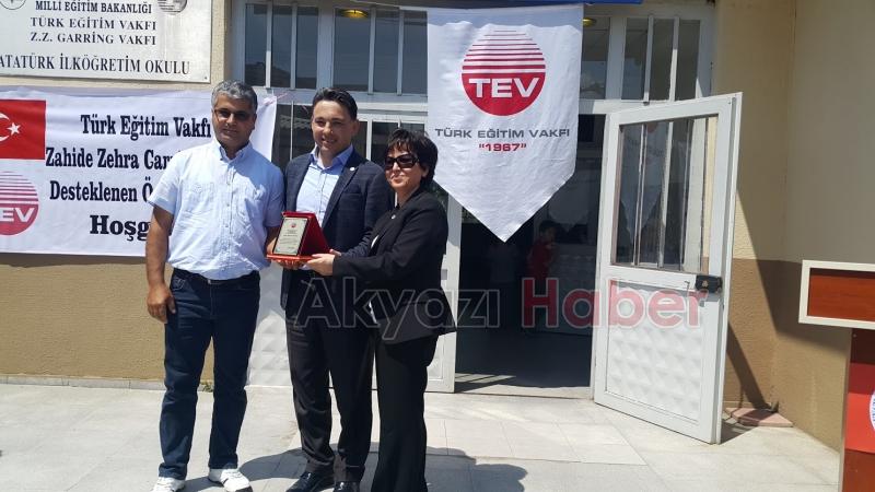 ATATÜRK ORTAOKULU KARNE DAĞITIMI TEVDEN GELEN MİSAFİRLERLE YAPILDI