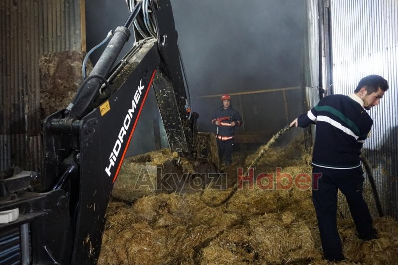  ATÖLYE VE SAMANLIK YANGINI KORKUTTU
