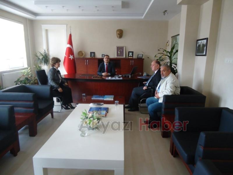 ATSO BAŞKANI BAYRAKTAR HENDEK KAYMAKAMINI ZİYARET ETTİ