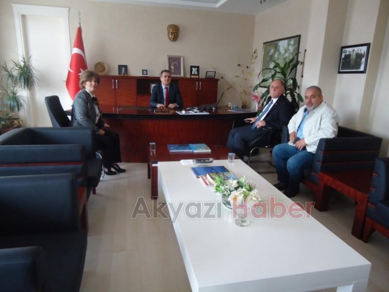 ATSO BAŞKANI BAYRAKTAR HENDEK KAYMAKAMINI ZİYARET ETTİ