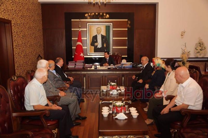 ATSO HEYETİNDEN SAKARYA VALİSİ İRFAN BALKANLIOĞLU’NA ZİYARET 